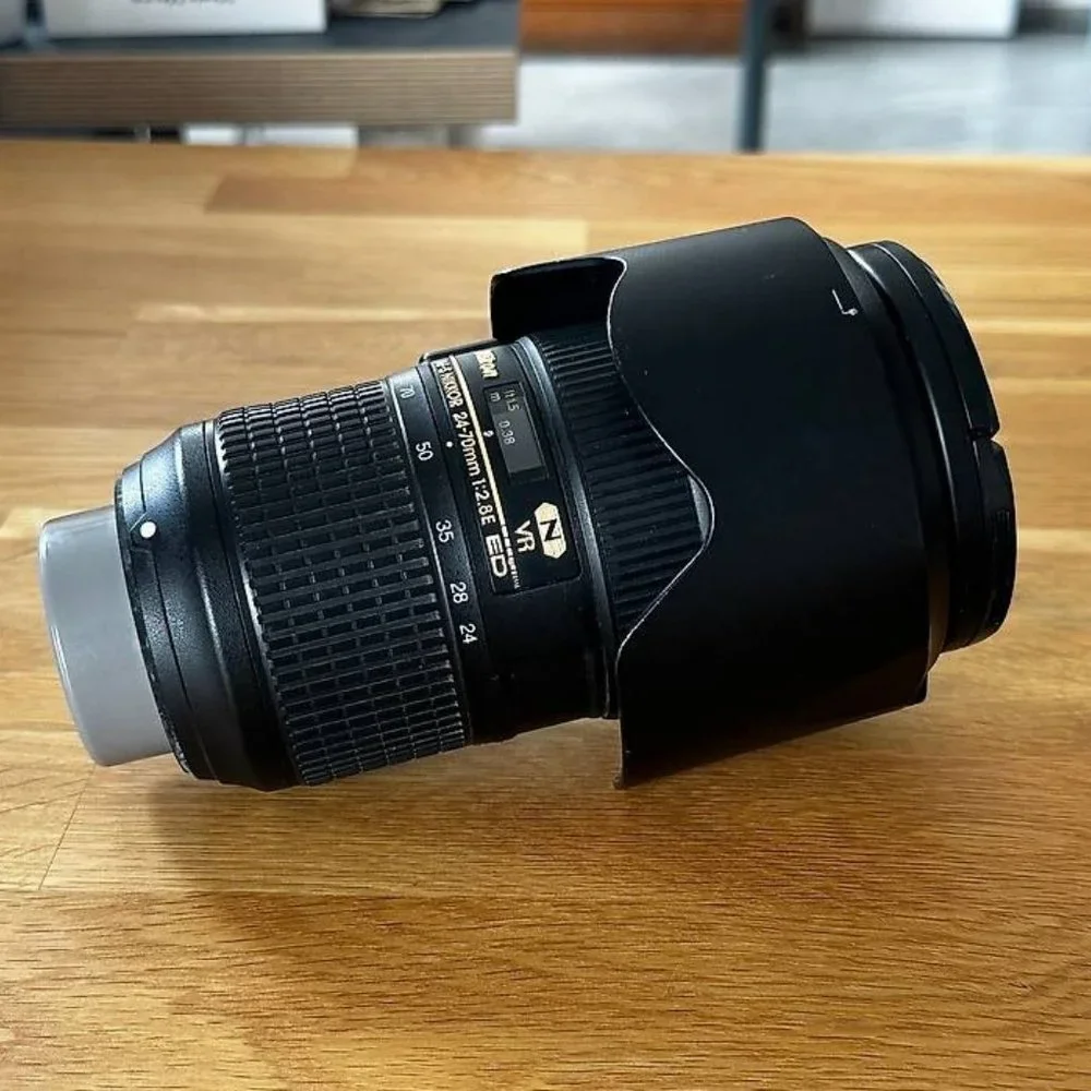 Nikon AF-S NIKKOR 24-70 mm 12,8E ED VR
